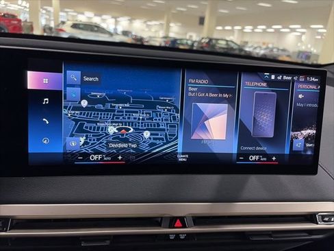 Used 2023 BMW iX xDrive50 w/ Premium Package image 23