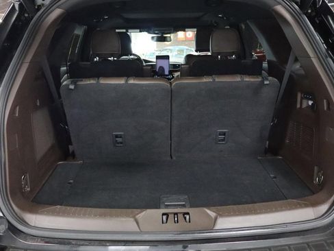 Used 2021 Ford Explorer King Ranch w/ Premium Technology Package image 26