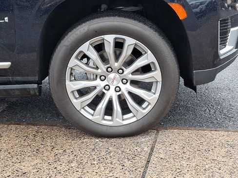 Certified 2023 GMC Yukon Denali w/ Max Trailering Package image 8