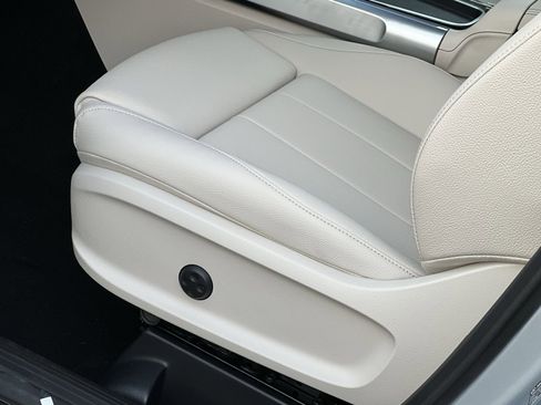 New 2026 Mercedes-Benz GLB 250 GLB 250 image 12