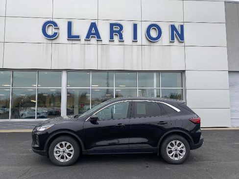 Certified 2024 Ford Escape Active image 2