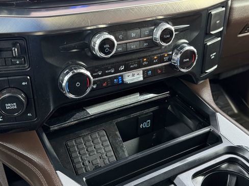 Used 2024 Ford F250 King Ranch w/ Chrome Package AWD/4WD image 21