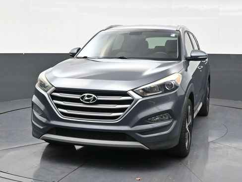 Used 2018 Hyundai Tucson Sport image 8