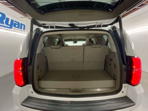 Used 2019 Chevrolet Tahoe LT w/ LT Signature Package image 25