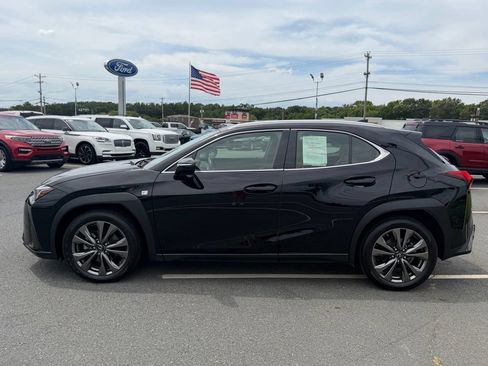 Used 2019 Lexus UX 200 F Sport w/ F Sport Premium Package FWD image 8