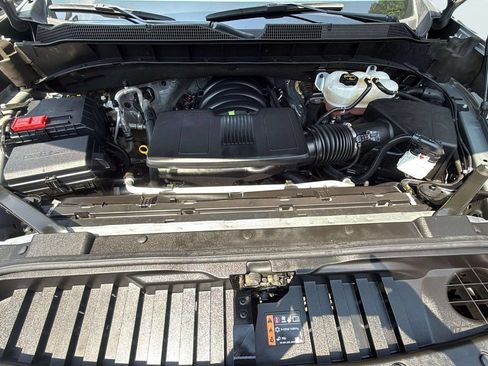 Used 2024 Chevrolet Silverado 1500 LT AWD/4WD image 24