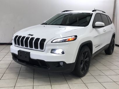 Used 2018 Jeep Cherokee Latitude w/ Altitude Package