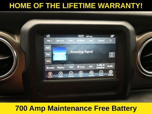 Used 2018 Jeep Wrangler Unlimited Rubicon w/ Cold Weather Group AWD/4WD image 23
