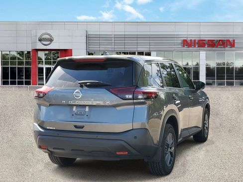 Used 2021 Nissan Rogue S image 4