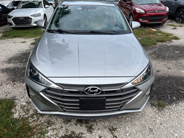 Used 2020 Hyundai Elantra SE FWD image 15