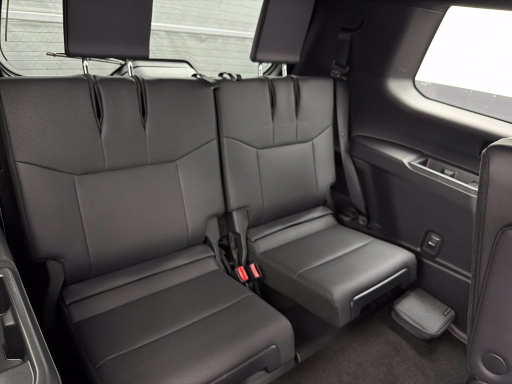 Used 2026 Lexus GX 550 w/ Accessory Package (2T) AWD/4WD image 26