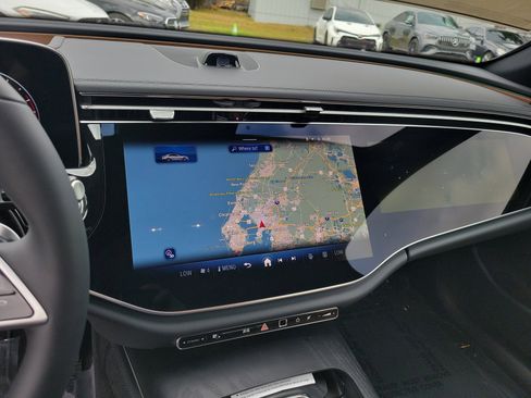 New 2026 Mercedes-Benz E 450 4MATIC Sedan image 32