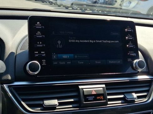 Used 2020 Honda Accord Sport image 16