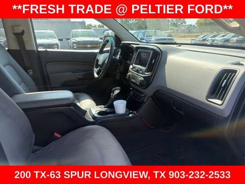 Used 2022 Chevrolet Colorado W/T w/ WT Convenience Package AWD/4WD image 16
