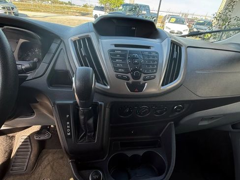 Used 2019 Ford Transit 350 XLT image 23