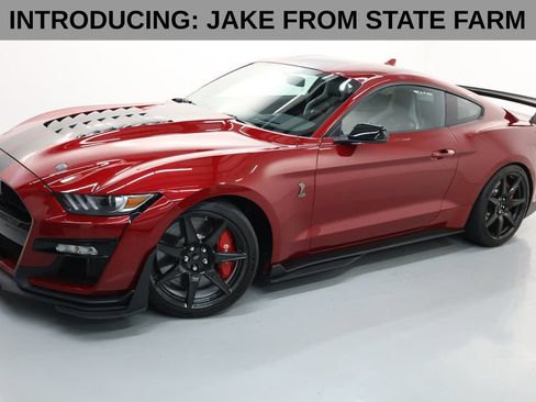 Used 2020 Ford Mustang Shelby GT500 w/ Carbon Fiber Track Pack RWD image 2