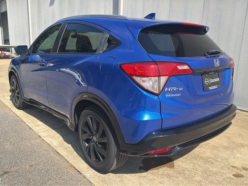 Used 2022 Honda HR-V Sport image 5
