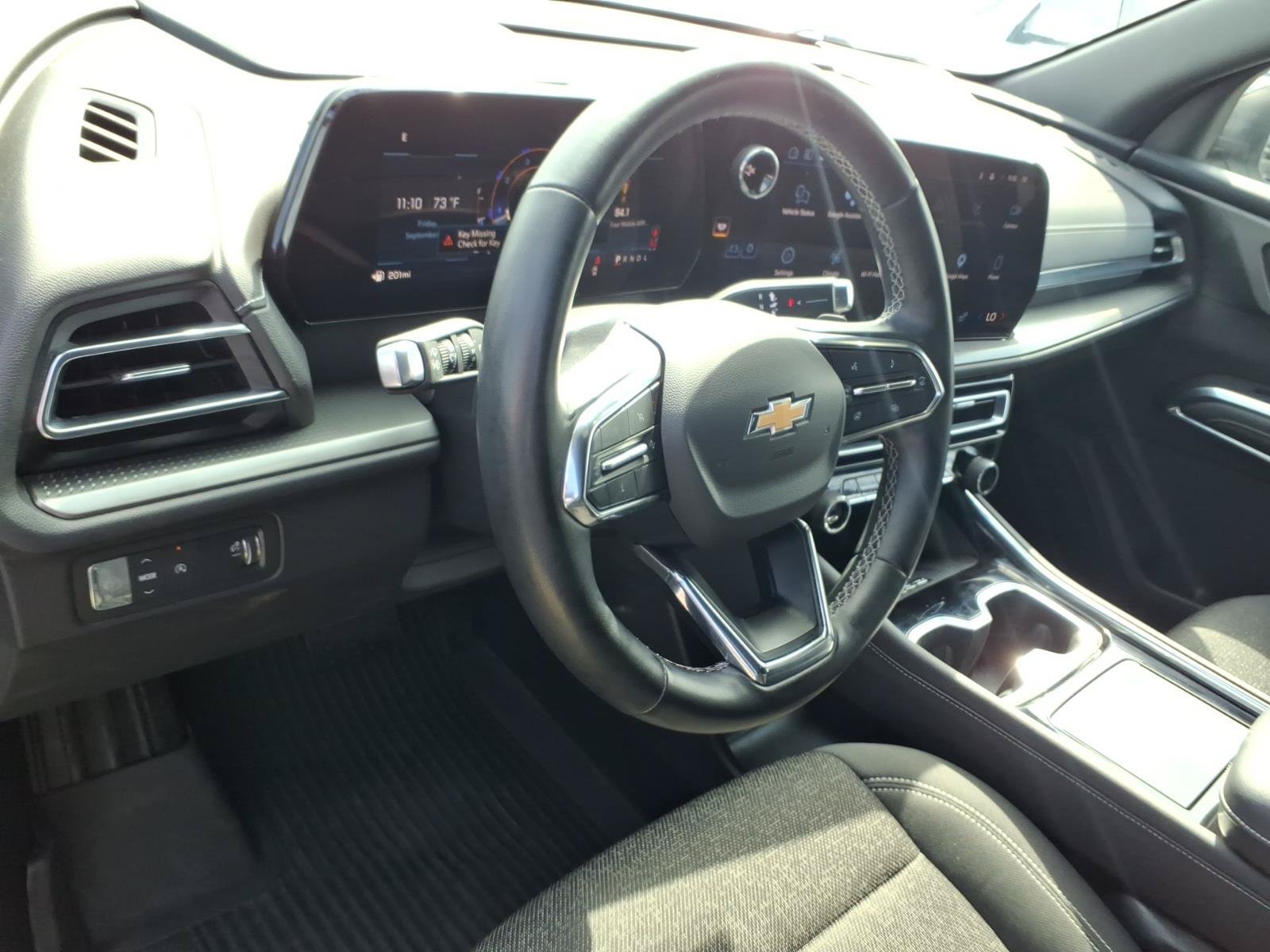 Used 2024 Chevrolet Traverse LT w/ LPO, Floor Liner Package FWD image 8