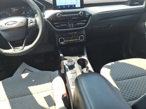 Certified 2022 Ford Escape SE w/ Convenience Package AWD/4WD image 10