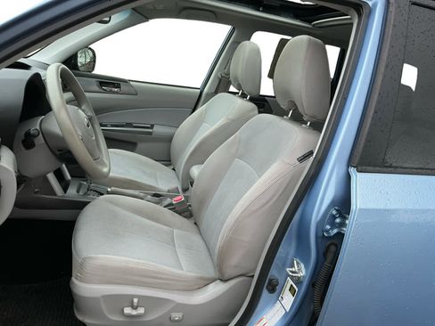 Used 2012 Subaru Forester 2.5X Premium w/ All-Weather Pkg AWD/4WD image 9