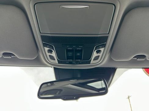 Used 2020 Honda CR-V Touring image 15