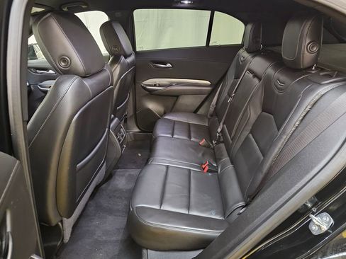 Used 2020 Cadillac XT4 Premium Luxury image 16