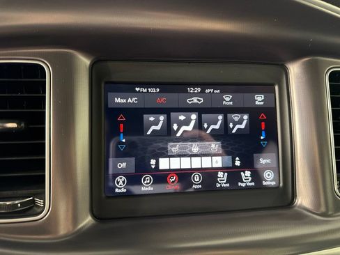 Used 2021 Dodge Charger SXT w/ Leather Interior Group RWD image 20