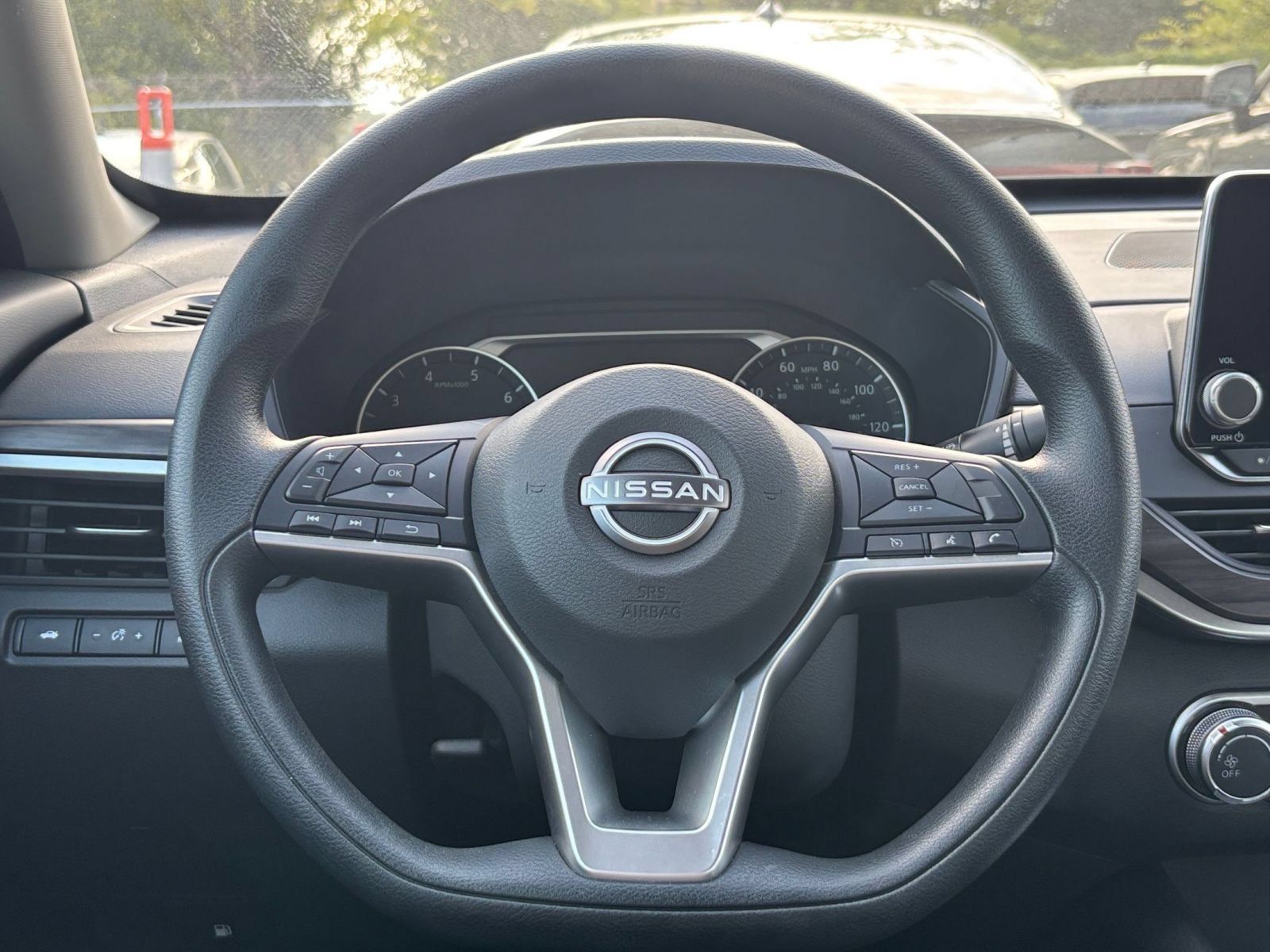 Used 2026 Nissan Altima 2.5 SV FWD image 27