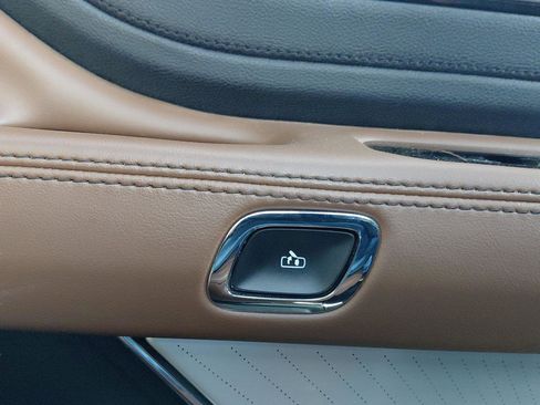 Used 2022 Lincoln Aviator Reserve w/ Equipment Group 201A AWD/4WD image 45
