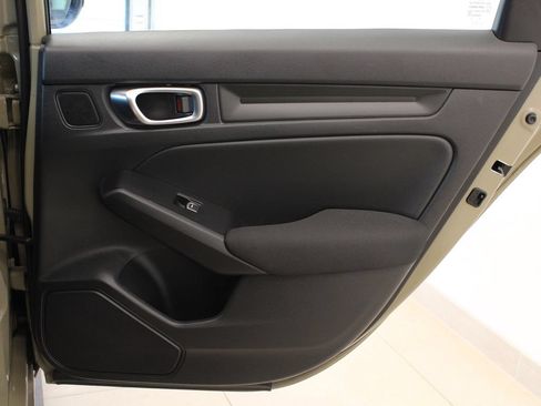 Used 2025 Honda Civic Sport image 28
