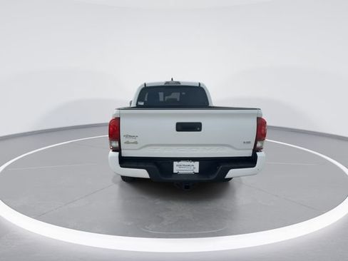 Used 2023 Toyota Tacoma SR AWD/4WD image 7