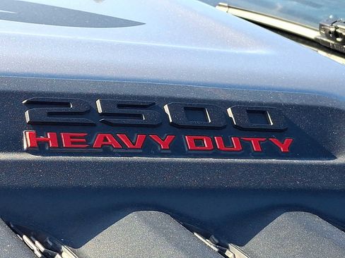 Used 2024 RAM 2500 Limited image 31