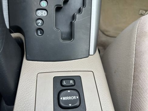 Used 2008 Toyota RAV4 4WD image 22