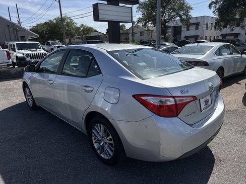 Used 2014 Toyota Corolla LE image 9