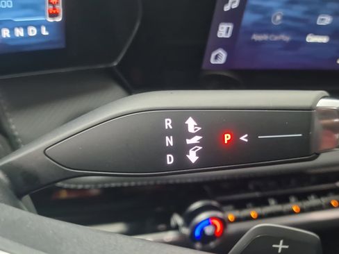 New 2026 Chevrolet Equinox LT w/ Convenience Package II image 23