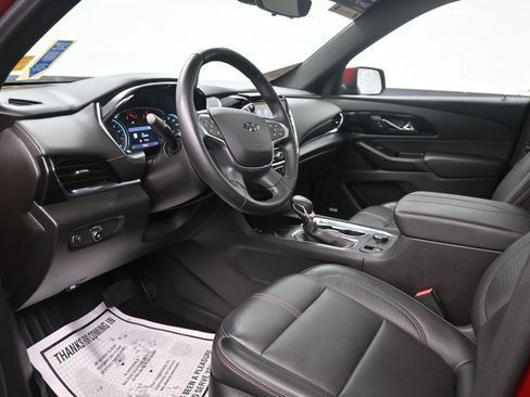Used 2023 Chevrolet Traverse RS w/ LPO, Floor Liner Package AWD/4WD image 13