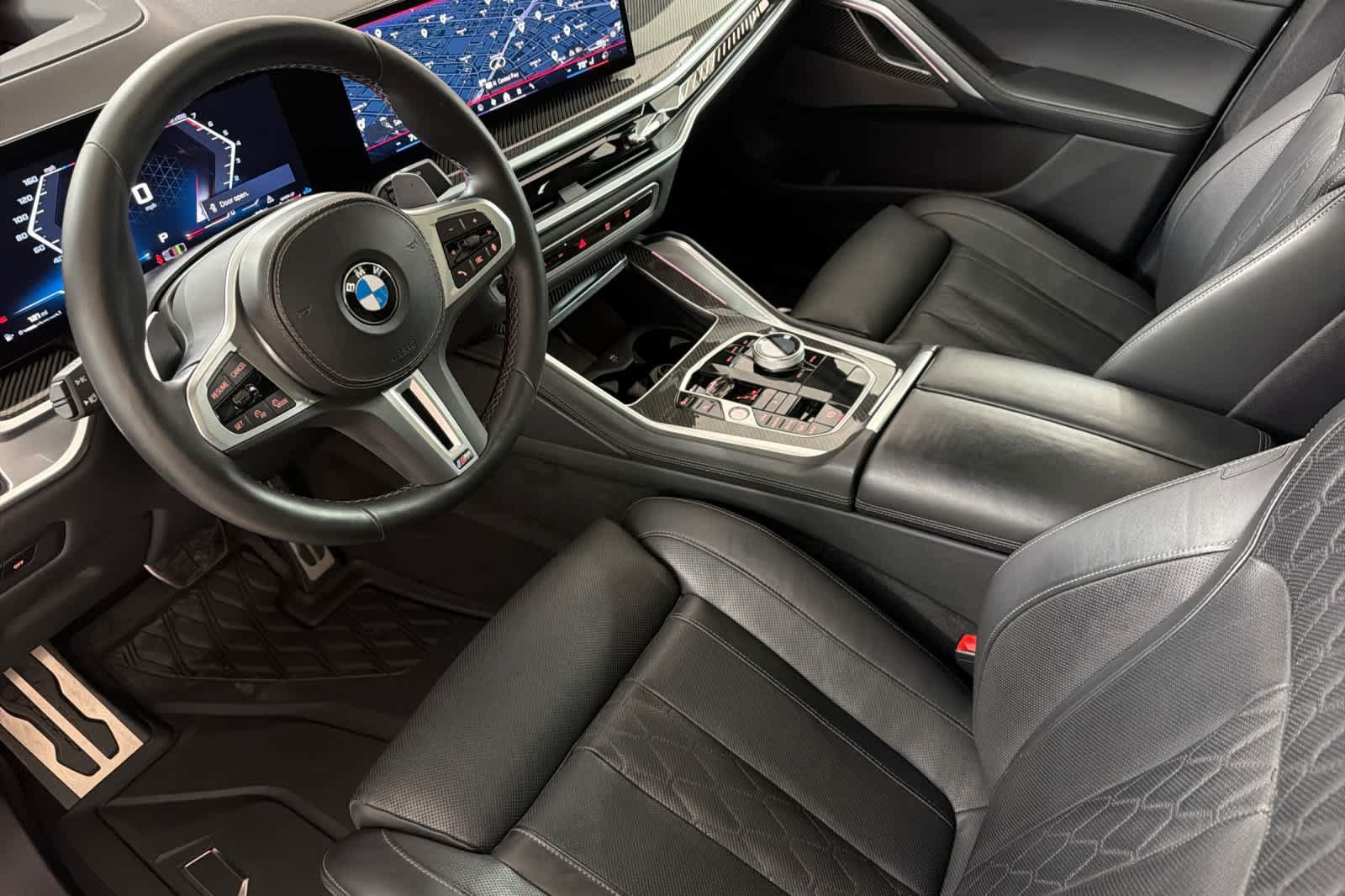 Used 2024 BMW X6 M60i AWD/4WD image 11