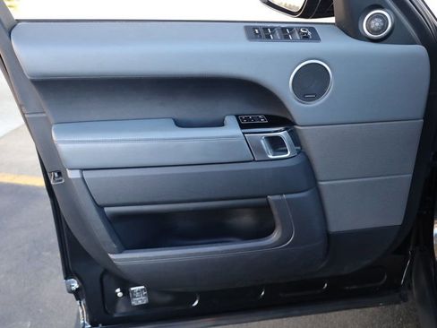 Used 2015 Land Rover Range Rover Sport Supercharged image 14