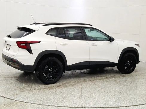 Used 2025 Chevrolet Trax ACTIV w/ Driver Confidence Package image 7