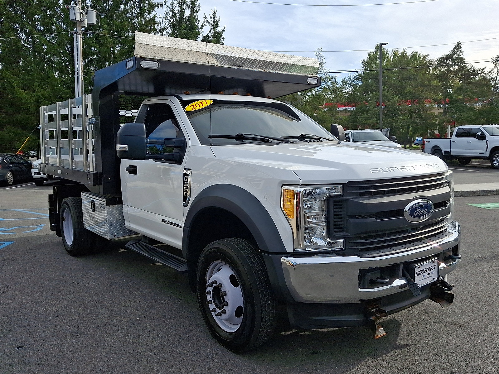 Used 2017 Ford F550 4x4 Regular Cab Super Duty image 3