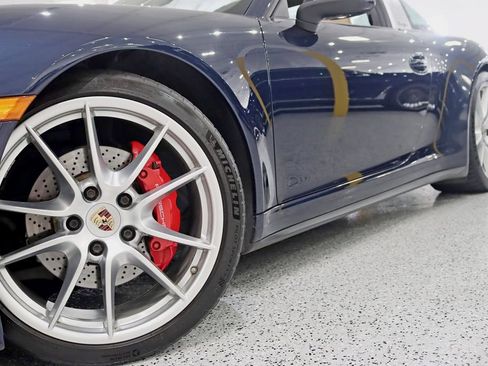 Used 2014 Porsche 911 Targa 4S AWD/4WD image 5
