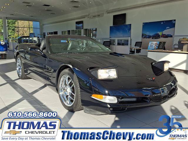 Used 2001 Chevrolet Corvette Convertible w/ Preferred Equipment Group2 RWD image 1