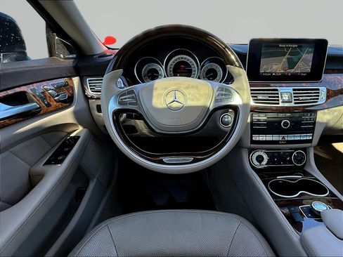 Used 2016 Mercedes-Benz CLS 400 4MATIC image 8
