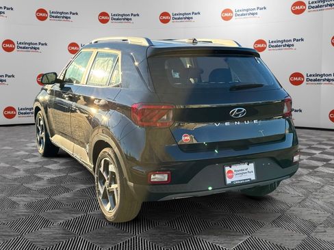 New 2026 Hyundai Venue SEL image 5