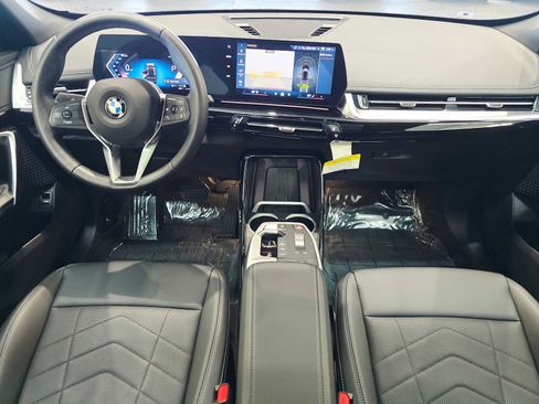 Used 2025 BMW X1 xDrive28i w/ Convenience Package AWD/4WD image 10