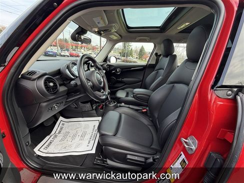 Used 2019 MINI Cooper S image 4