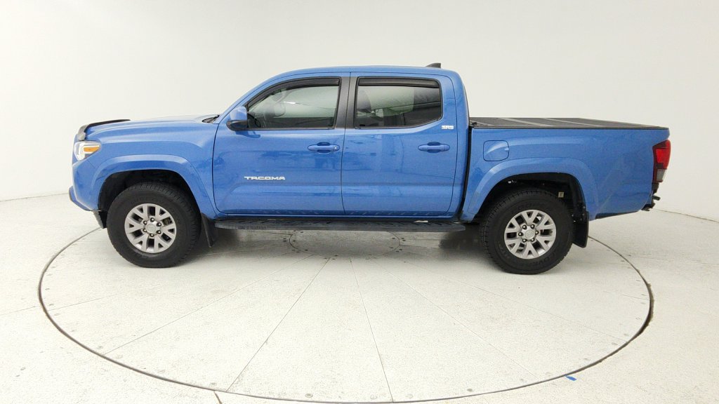 Used 2019 Toyota Tacoma SR5 AWD/4WD image 4