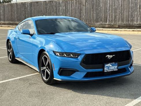 Used 2024 Ford Mustang Coupe RWD image 8