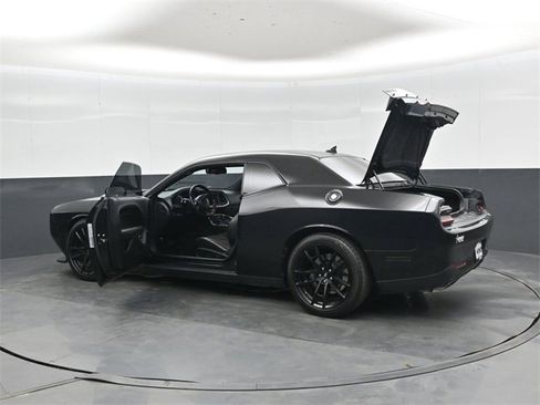 Used 2018 Dodge Challenger T/A image 47