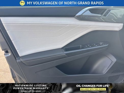 New 2026 Volkswagen Taos SEL AWD/4WD image 19